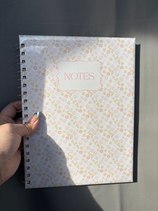 CAHIER DE NOTES FLEURS DÉLICATES